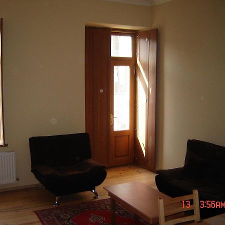 Old Metekhi Apartment Tbilisi Buitenkant foto